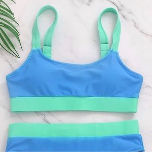 Color block bikini top, Size lg